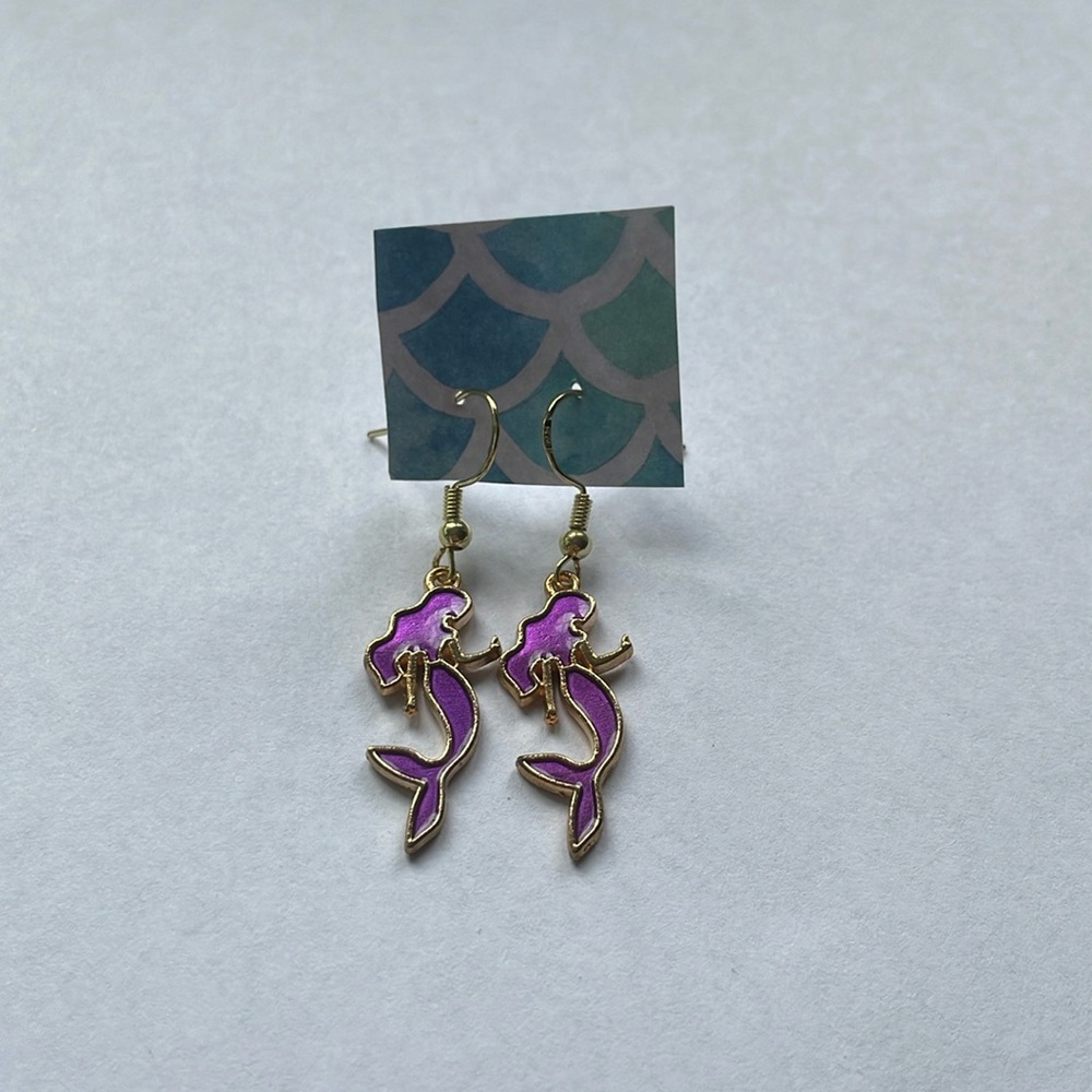 🧜‍♀️ gold mermaid dangling earrings 🧜‍♀️